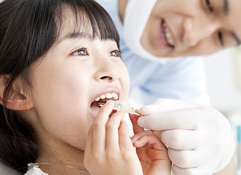 美しい歯並びのための土台作りを！原因の根本を改善する矯正治療です
