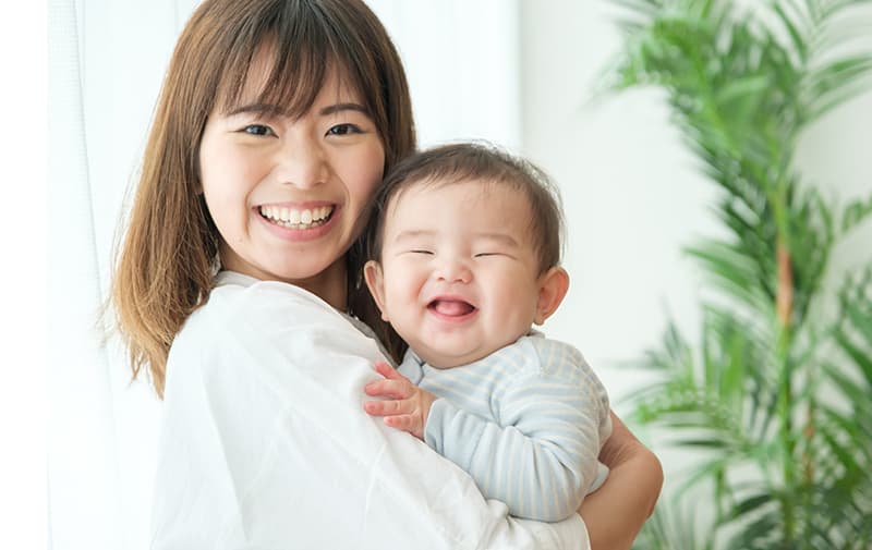 こどもの成長と女性のライフステージにあたたかな歯科診療で寄り添います